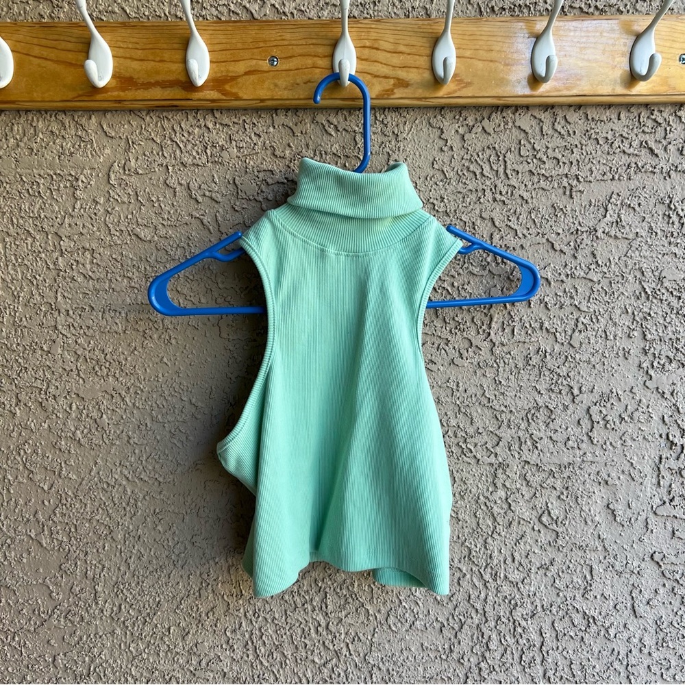 Nastygal crop top